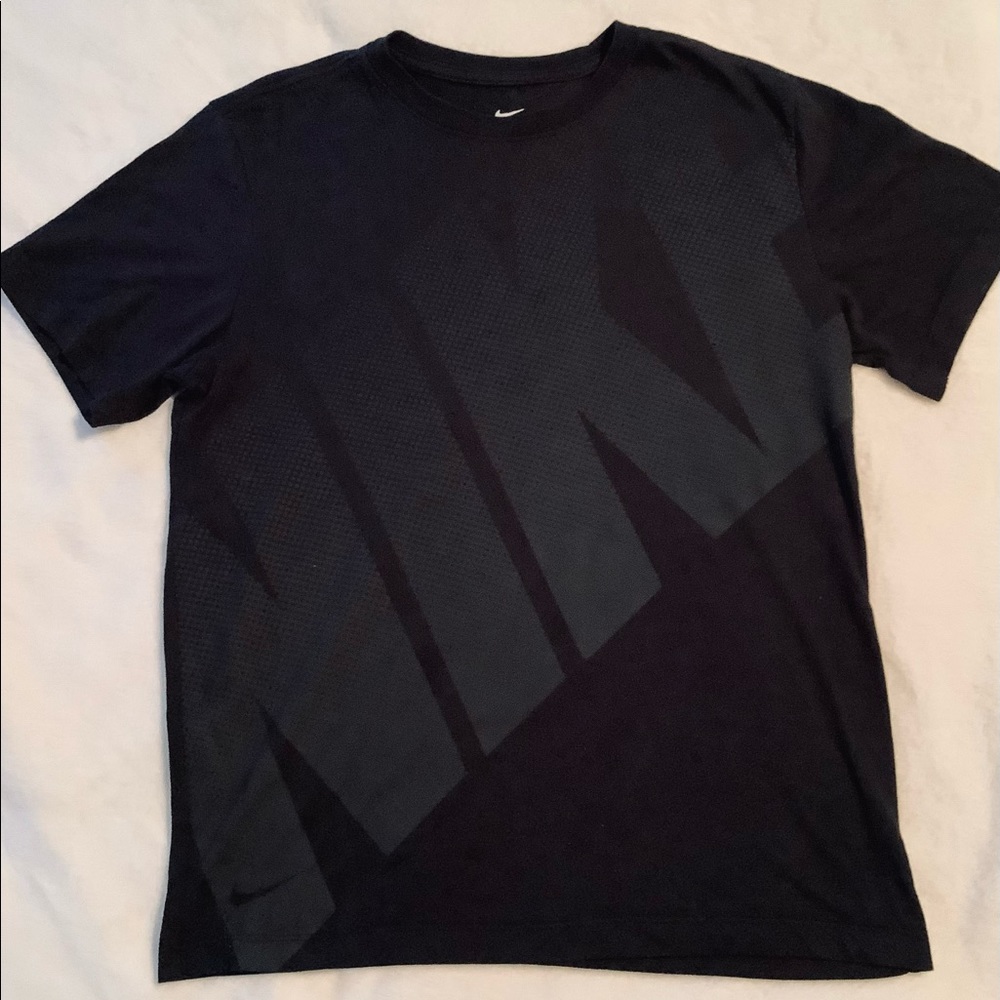 Black Nike Tee